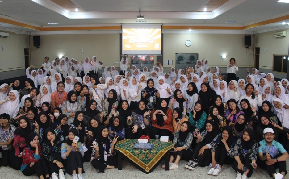 HMD PAUD UM ADAKAN PRA ORIGAMI 2023 SEBAGAI UPAYA PENGENALAN DEPARTEMEN PAUD KEPADA MAHASISWA BARU