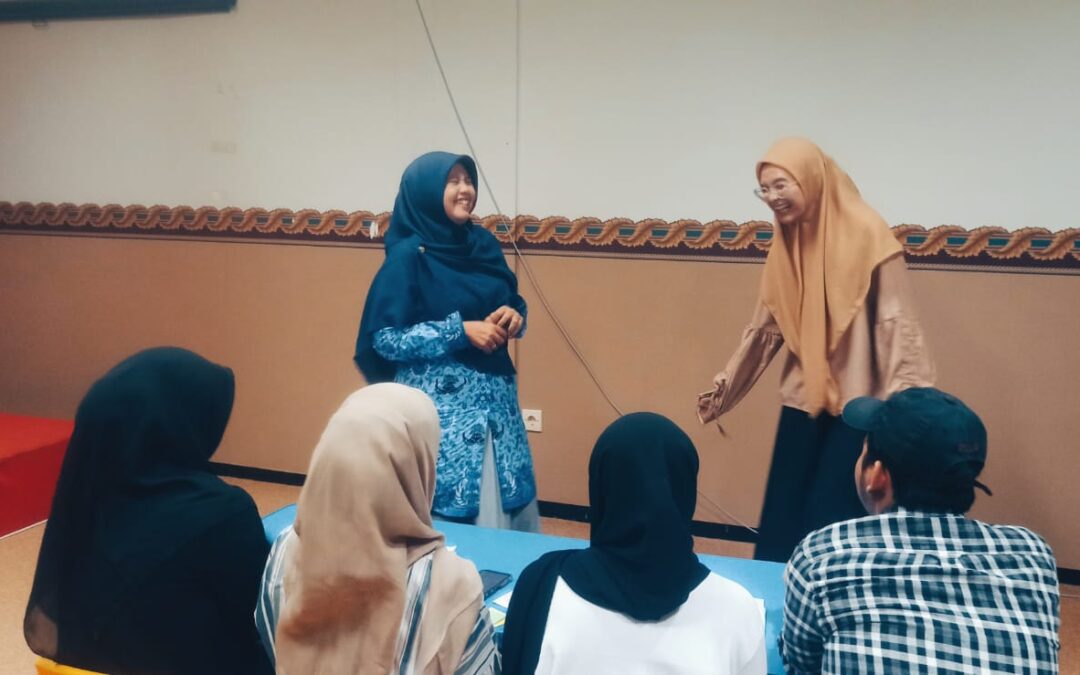 INOVASI UAS BAHASA INGGRIS: DOSEN PAUD UM TERAPKAN PEER-TEACHING UNTUK MAHASISWA
