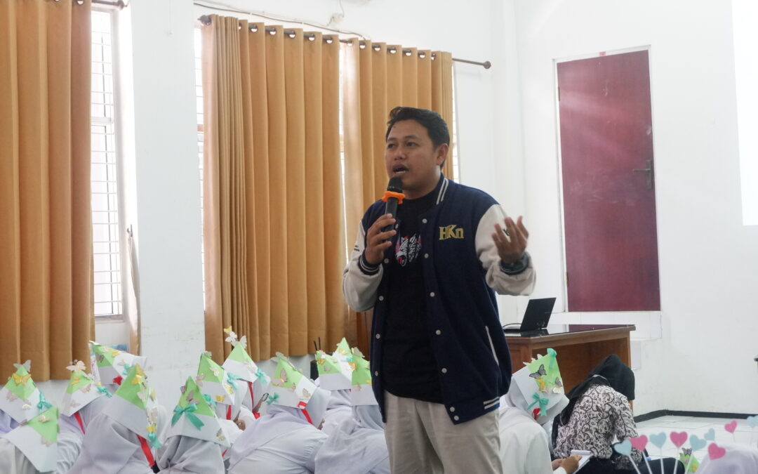 ORIGAMI PAUD FIP UM DAY 1 : MENABUR BENIH NASIONALISME, MENUAI AGEN PERUBAHAN BERKELANJUTAN PADA MAHASISWA BARU