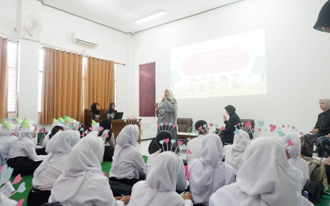 KENALI PAUD, GENGGAM MASA DEPAN : ORIGAMI PAUD FIP UM DAY 1 BEKALI MAHASISWA BARU DENGAN PEMAHAMAN HOLISTIK DAN STRATEGI INOVATIF UNTUK PENDIDIKAN ANAK USIA DINI BERKELANJUTAN