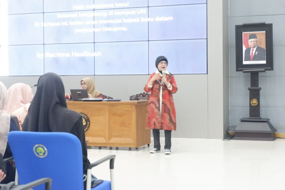 KULIAH TAMU GUNA TUMBUHKAN RASA BANGGA DAN SEMANGAT BERJUANG BAGI MAHASISWA DEPARTEMEN PAUD UM