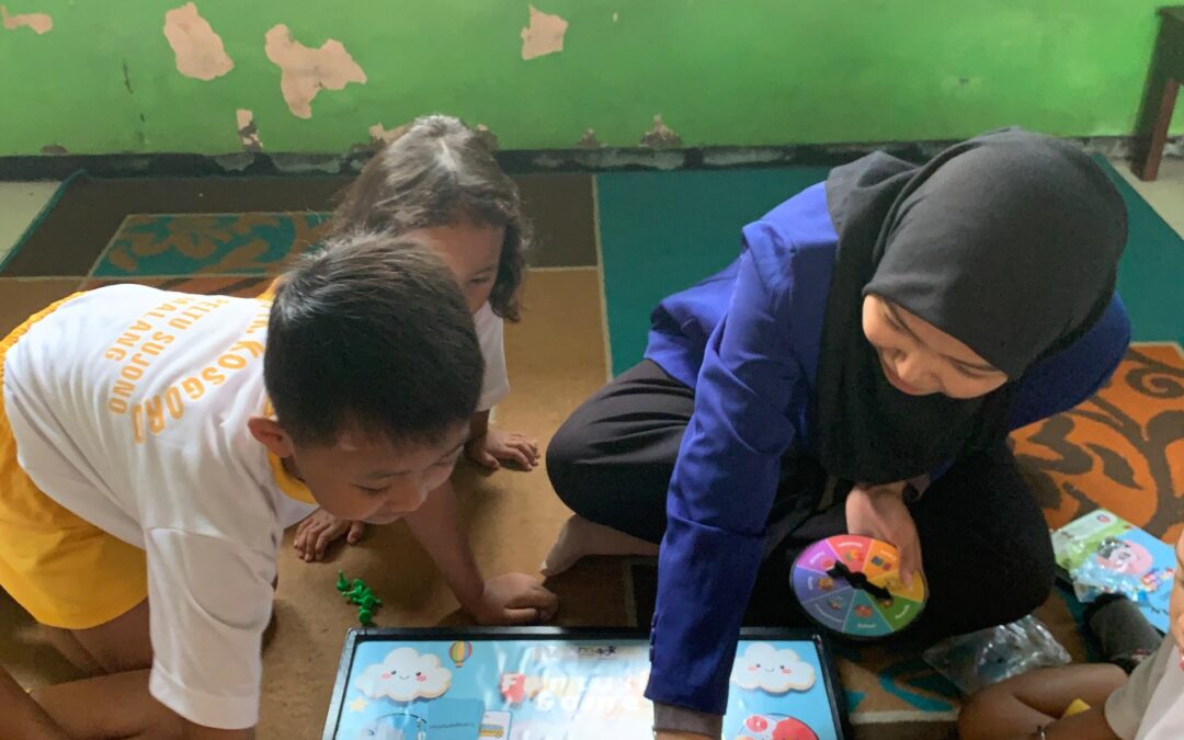 FUNTASIA GAME: MEDIA STIMULASI KOSAKATA BAHASA INGGRIS BAGI ANAK USIA 5-6 TAHUN